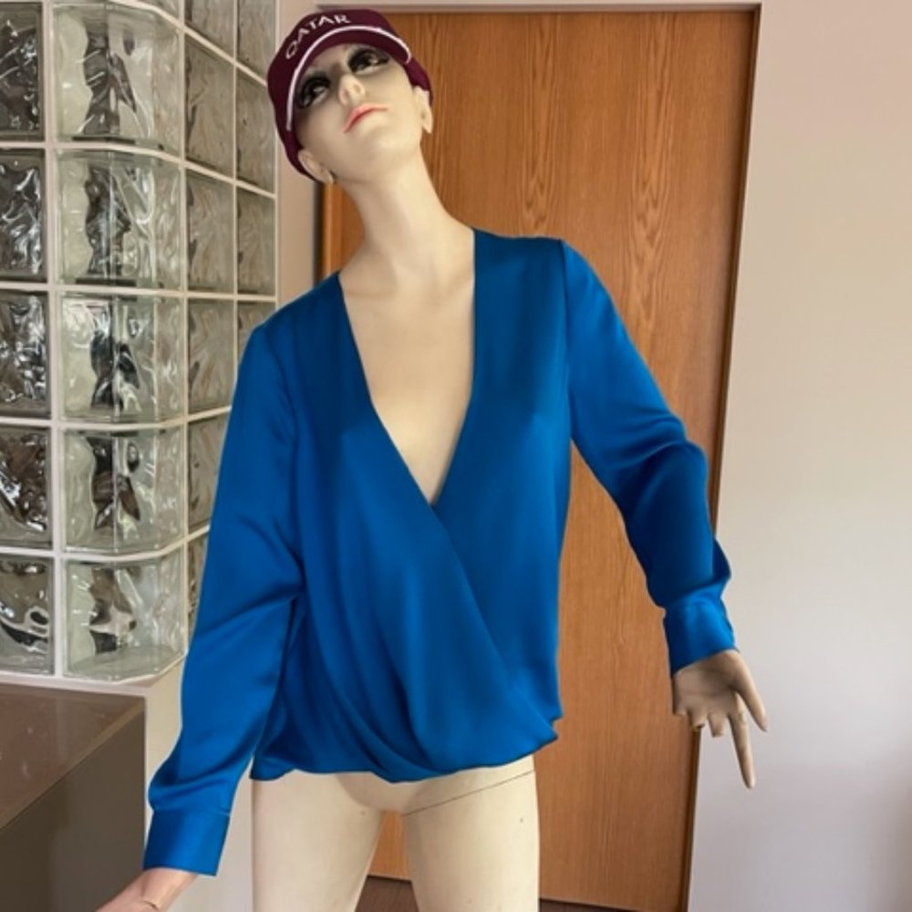 Vince Camuto  COBALT-TEAL BLUE BLOUSE Long Sleeve, Richly Draped Front, SIZE S/P